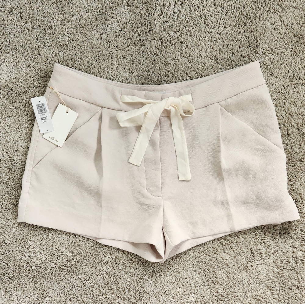 NWT Aritzia Wilfred Exergue Short in Bone, Size 8